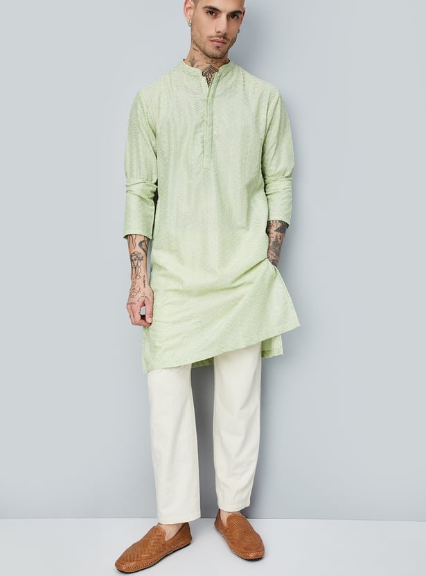 Men Embroidered Regular Fit Kurta